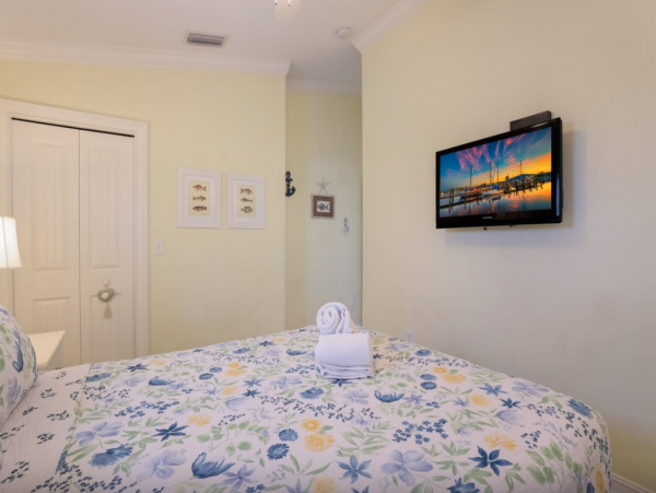 All About the Pool & Entertaining Area One Block to Beach
