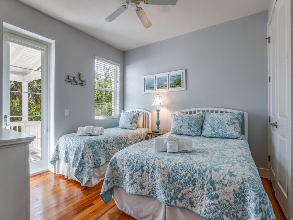 Anna Maria Island Vacation Rental 3 Bedrooms Walk To Beach
