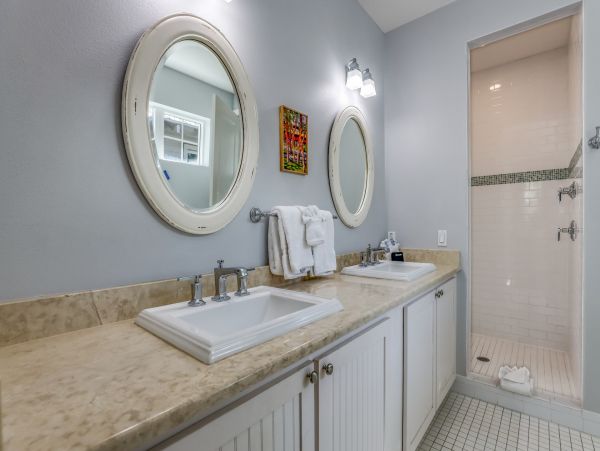 Anna Maria Island Vacation Rental 3 Bedrooms Walk To Beach