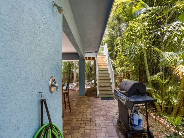 Anna Maria Island Three Bedroom Pool Home