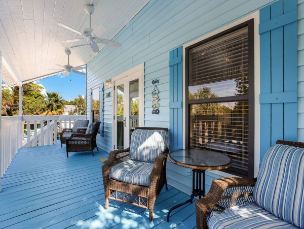 Charming Pool Home for Rent on Anna Maria