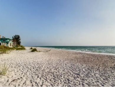 Anna Maria Beach Cottage West of Gulf Drive 3 Bedrooms
