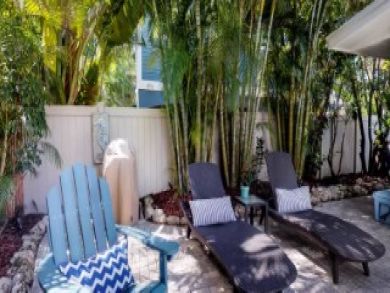 Anna Maria Beach Cottage West of Gulf Drive 3 Bedrooms