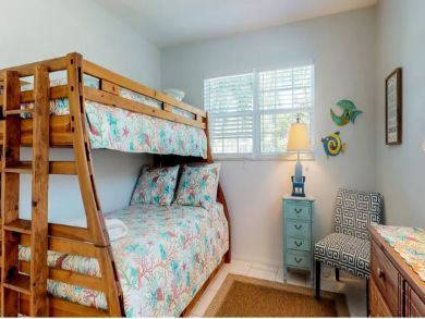 Anna Maria Beach Cottage West of Gulf Drive 3 Bedrooms
