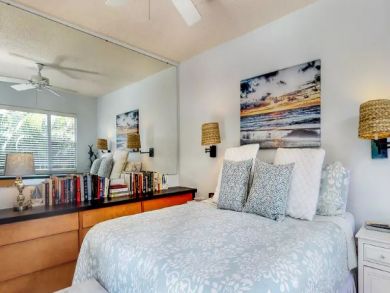 Anna Maria Beach Cottage West of Gulf Drive 3 Bedrooms