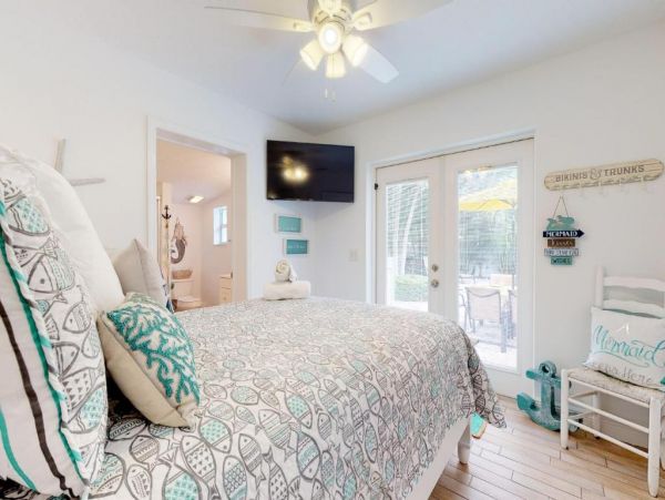 Anna Maria Island Vacation Villa Sleeps Eight Guests.