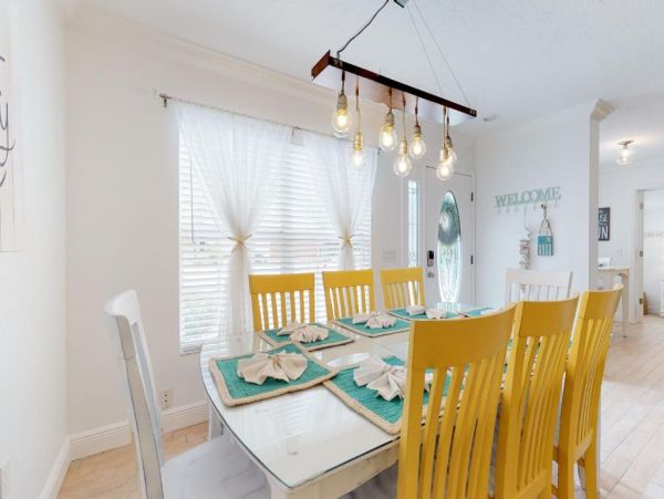 Anna Maria Island Vacation Villa Sleeps Eight Guests.