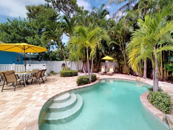 Anna Maria Island Vacation Villa Sleeps Eight Guests.
