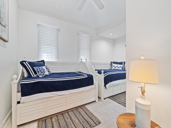 Anna Maria Luxury Home A Block to the Beach Private Pool