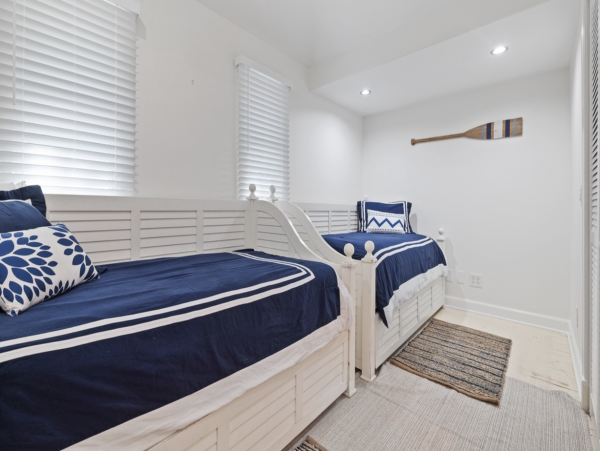Anna Maria Luxury Home A Block to the Beach Private Pool