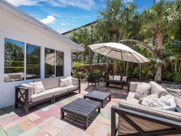 Anna Maria Four Bedroom Vacation Rental Steps to the Beach