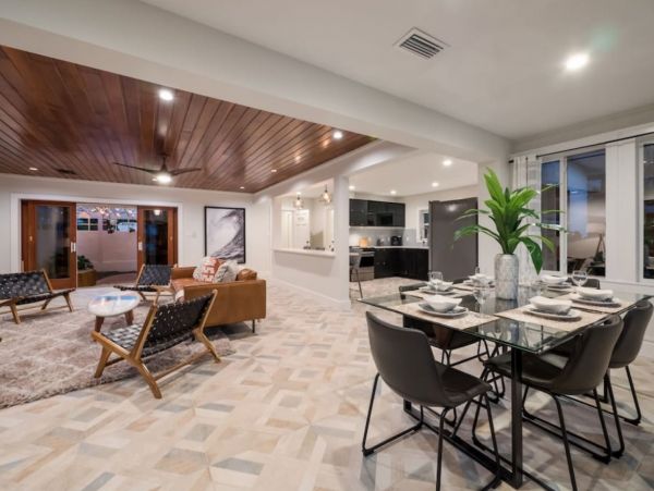 Anna Maria Four Bedroom Vacation Rental Steps to the Beach
