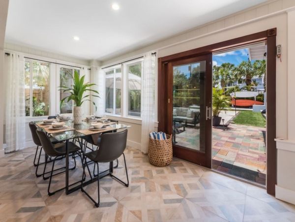 Anna Maria Four Bedroom Vacation Rental Steps to the Beach
