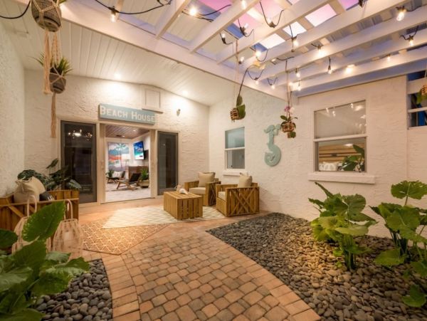 Anna Maria Four Bedroom Vacation Rental Steps to the Beach