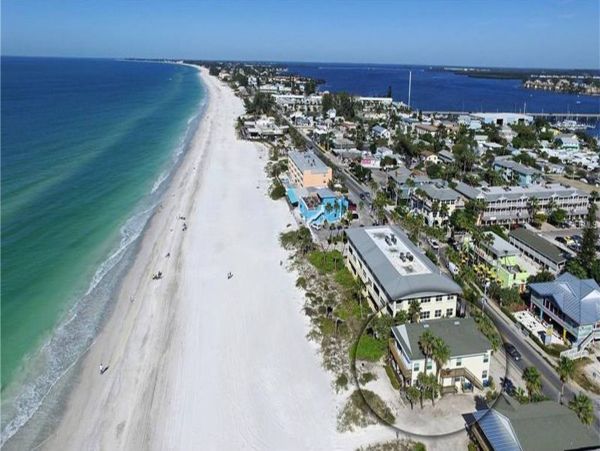 Anna Maria Island Beachfront with Awesome Views - Sleeps 6