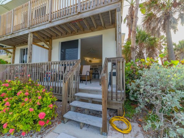 Anna Maria Island Beachfront with Awesome Views - Sleeps 6