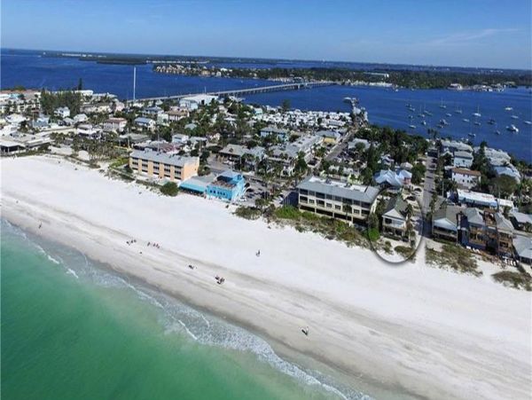 Anna Maria Island Beachfront with Awesome Views - Sleeps 6