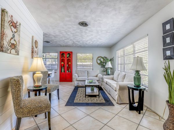 Anna Maria Island Three Bedroom Vacation Property for Rent
