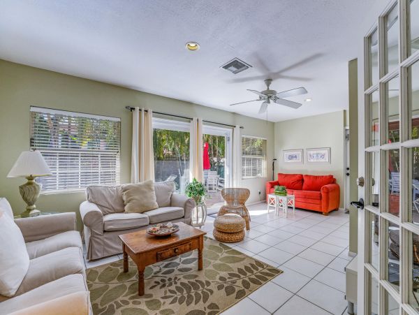 Anna Maria Island Three Bedroom Vacation Property for Rent