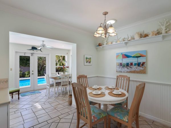 Anna Maria 3 Bedroom Pool Home - Outdoor Entertaining Areas