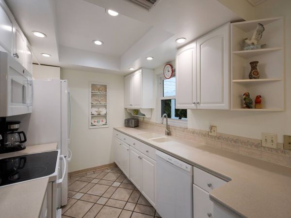 Anna Maria 3 Bedroom Pool Home - Outdoor Entertaining Areas