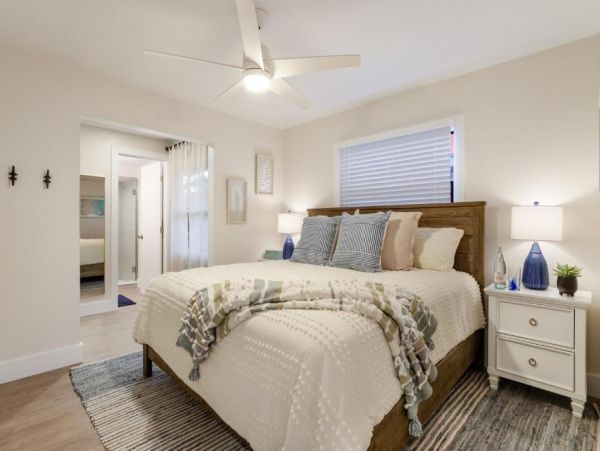 Bay Front Vacation Home in Anna Maria Island - Sleeps 8