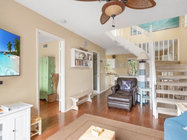 Three Bedroom Vacation Rental on Anna Maria - Community Pool