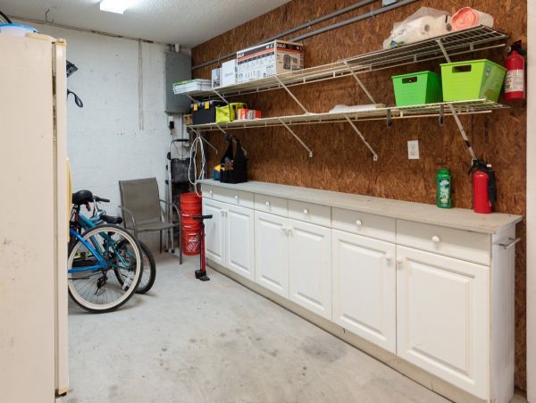 Three Bedroom Vacation Rental on Anna Maria - Community Pool