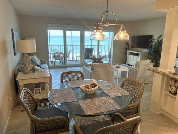Beachfront Bliss with Gulf Views & Pool Access in Bradenton Beach