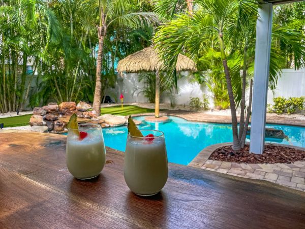 Luxury 6 Bedroom Anna Maria Vacation Home with Pool