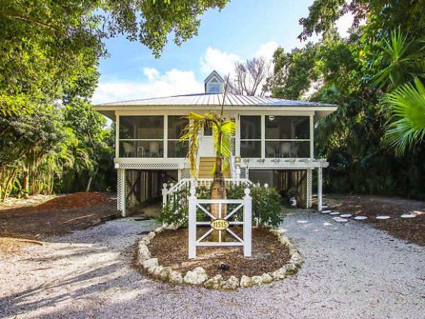 Three Bedroom Captiva Rental Home Sleeps Six Guests