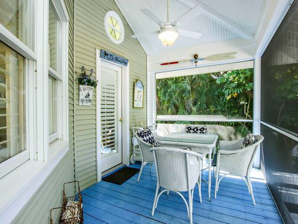 Three Bedroom Captiva Rental Home Sleeps Six Guests