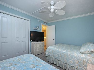 Sanibel Vacation Condo Sleeps Six Guests