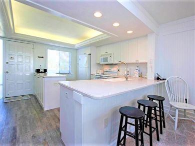 Sanibel Vacation Condo Sleeps Six Guests