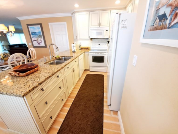 Anna Maria Island 2 Bedroom Vacation Rental Bay Views Pool