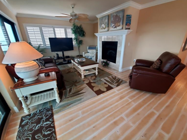 Anna Maria Island 2 Bedroom Vacation Rental Bay Views Pool