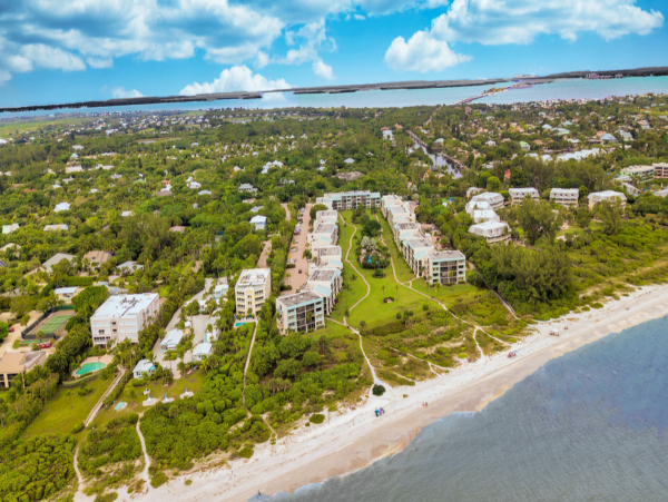 Sanibel Vacation Condo Sleeps Six Guests