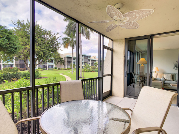 Sanibel Vacation Condo Sleeps Six Guests