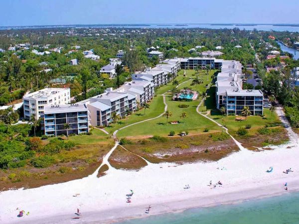 Sanibel Vacation Condo Sleeps Six Guests