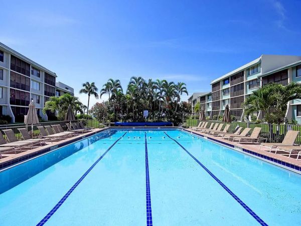 Sanibel Vacation Condo Sleeps Six Guests