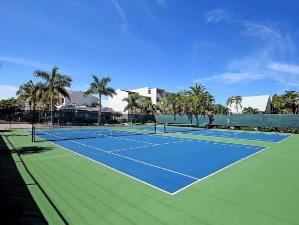 Sanibel Vacation Condo Sleeps Six Guests