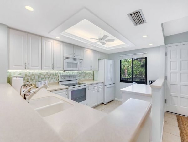 Sanibel Vacation Condo Sleeps Six Guests
