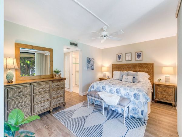 Sanibel Vacation Condo Sleeps Six Guests