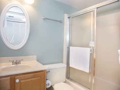 Bathroom with Tub & Shower Combo