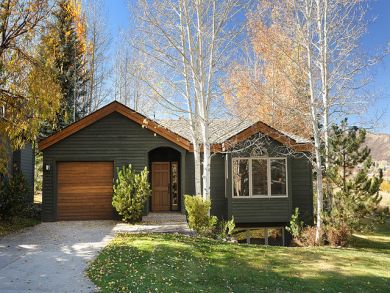 Aspen Home 878781