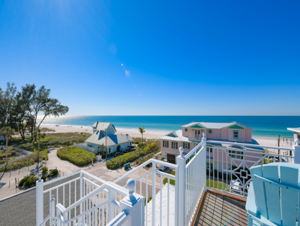 Luxury Anna Maria Island Beach Home 30 Seconds to the Beach