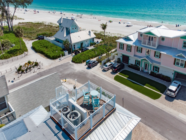 Luxury Anna Maria Island Beach Home 30 Seconds to the Beach