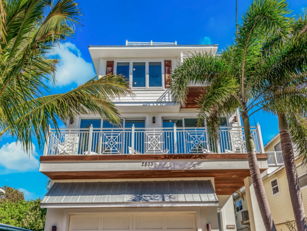 Luxury Anna Maria Island Beach Home 30 Seconds to the Beach