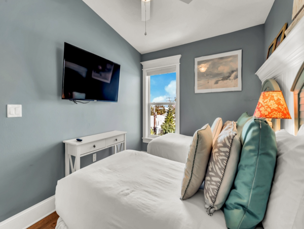 Luxury Anna Maria Island Beach Home 30 Seconds to the Beach