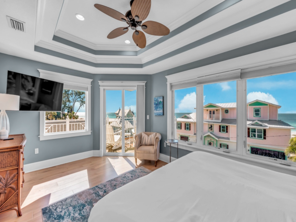 Luxury Anna Maria Island Beach Home 30 Seconds to the Beach